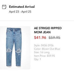 Mom Jean blown out blue strigid